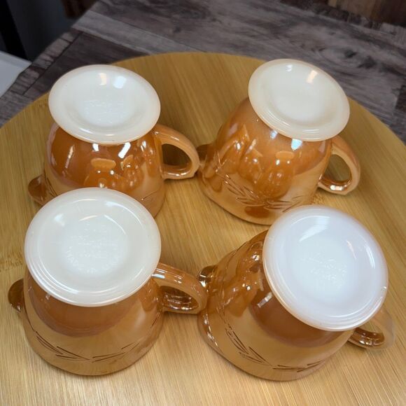 Vintage Fire-King Peach Lustre Laurel Creamer Set (Set of 4) - Picture 3 of 6